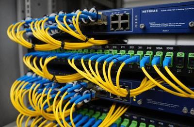 中国移动固网宽带业务结束免费时代，收入规模与中国电信比肩